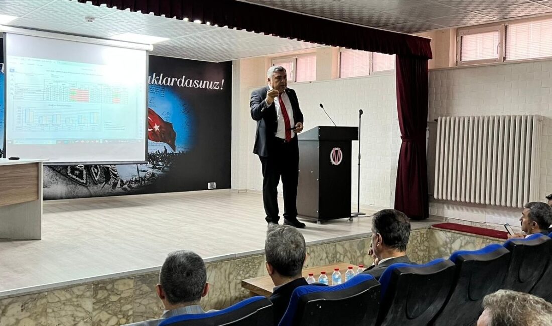 Ana Sayfa › Afyon › Milli Eğitim Müdürü Sünnetci’den İscehisar’da