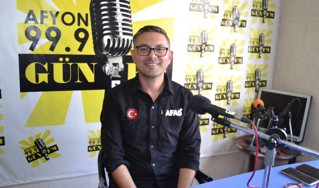 Ana Sayfa › Afyon › AFAD Müdürü Altındal, AFAD gönüllüsü