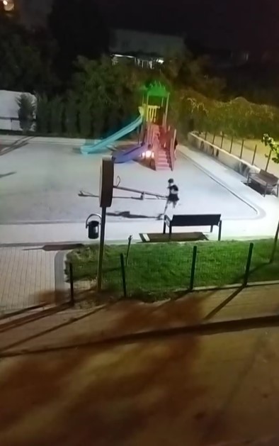 Bursa Yıldırım’a bağlı Arabayağı Mahallesi’nde, 10-13 yaşlarındaki iki çocuk oyun