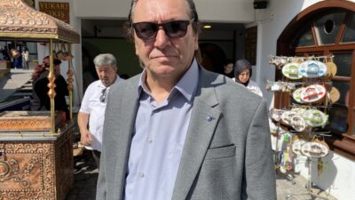 Eskişehir’de Atlıhan El Sanatlı Çarşısı’nda kumda kahvecilik yapan 50 yaşındaki