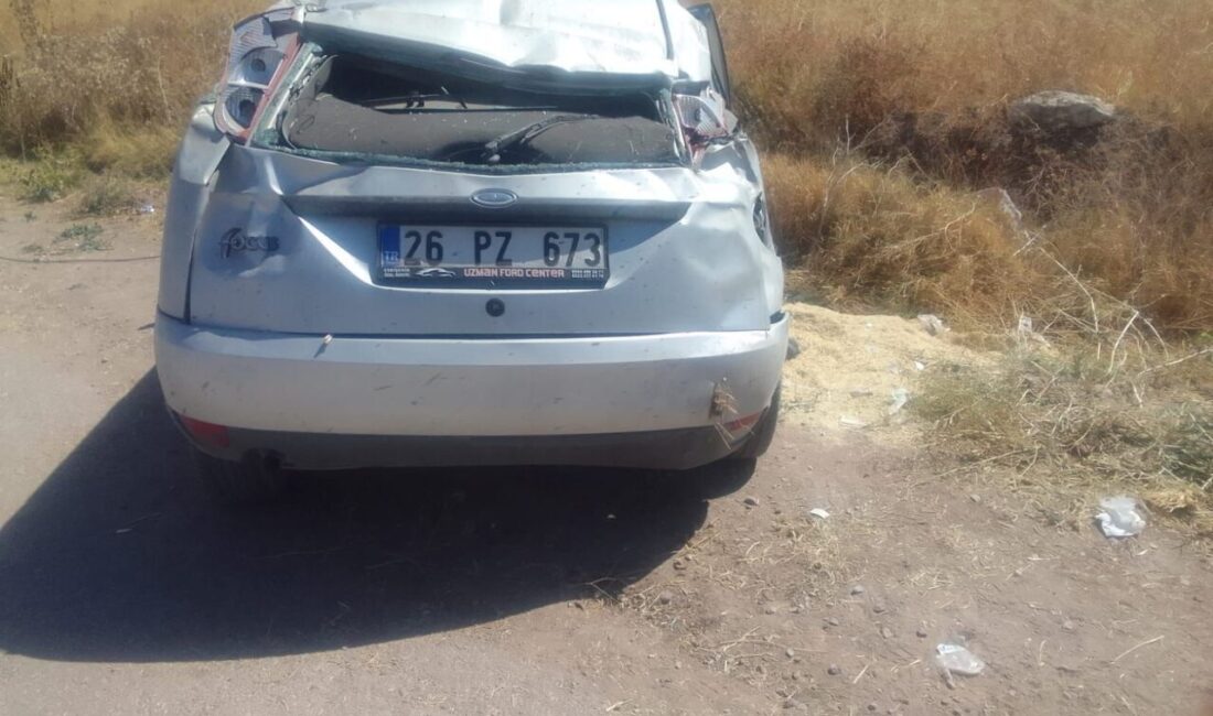 AFYONKARAHİSAR (AA) – Afyonkarahisar'ın Emirdağ ilçesinde otomobilin devrilmesi sonucu 4