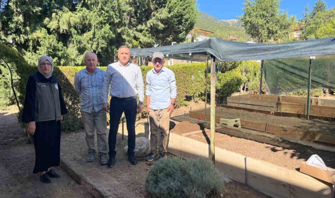 Afyonkarahisar’ın Dinar ilçesinde alternatif ürün çeşitliliğini artırmaya yönelik çalışmalar çerçevesinde