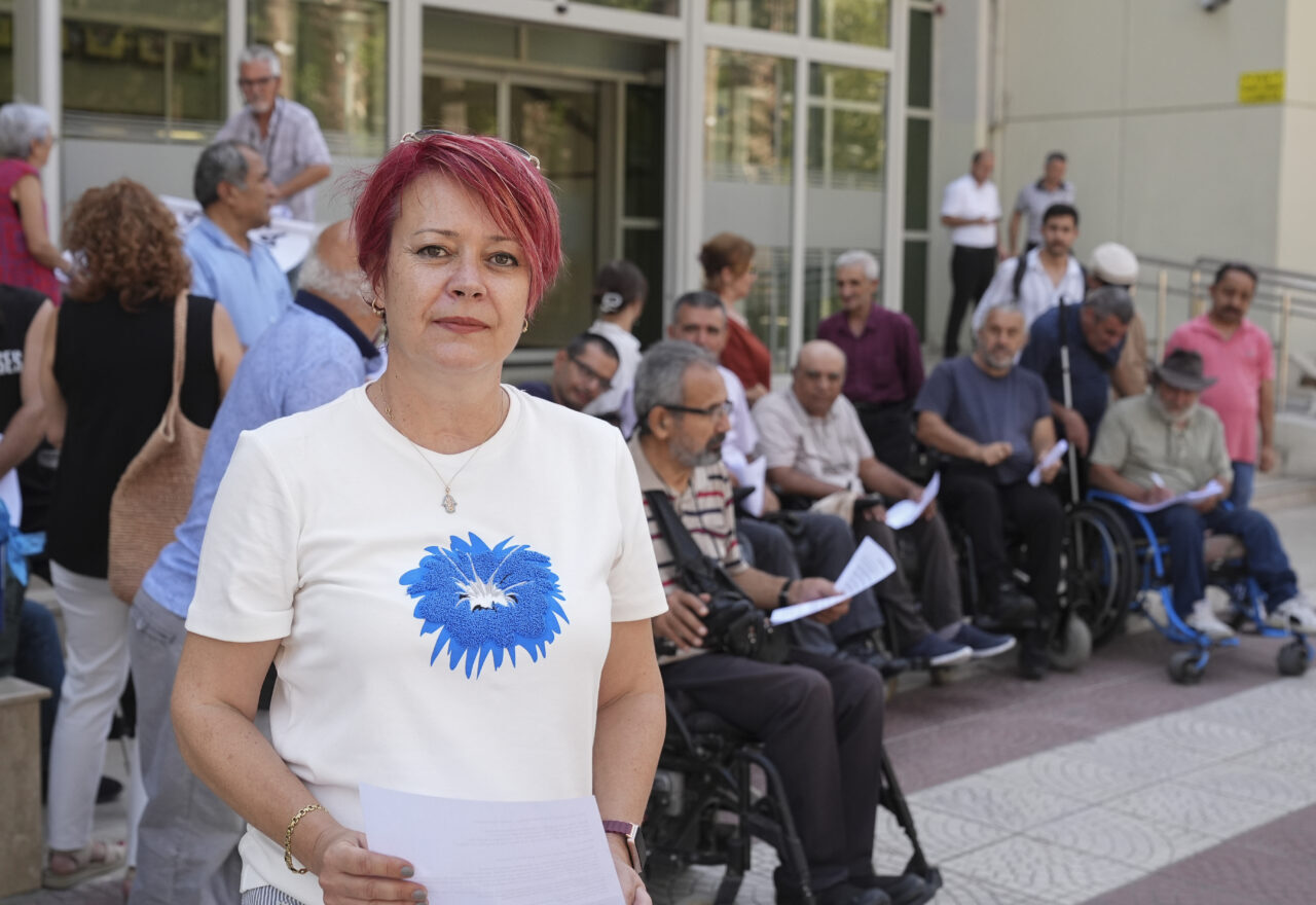 - 365 Gün Engelliyiz Platformu üyeleri, kesintisiz erişim için İzmir