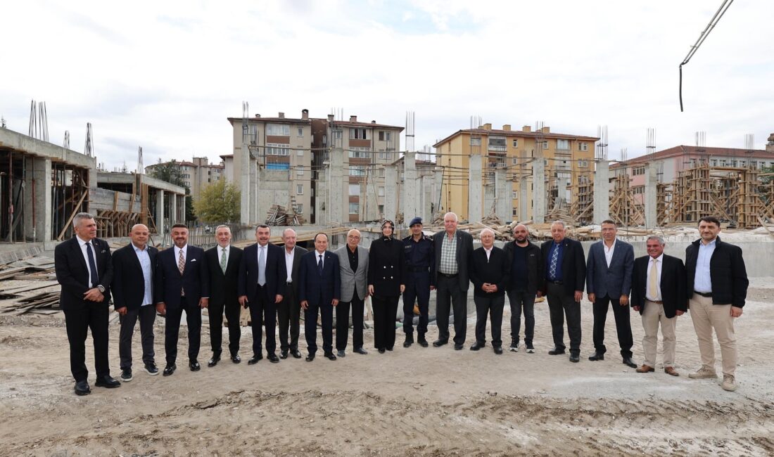 Ana Sayfa › Afyon › Vali Yiğitbaşı Jandarma Tesislerini inceledi