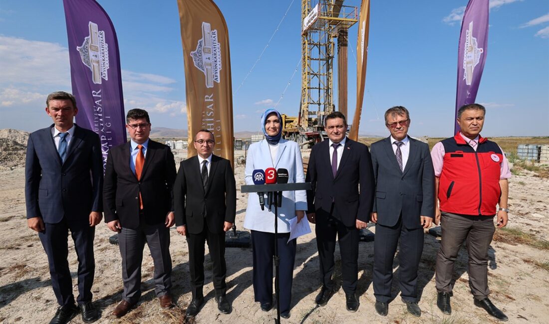 Toplam 2.912 dekar alanda kurulacak proje; modern sera alanları, sanayi