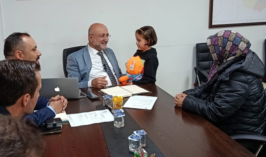 Türkiye Yüzyılı vizyonu doğrultusunda saha çalışmalarını aralıksız sürdüren İl Başkanı