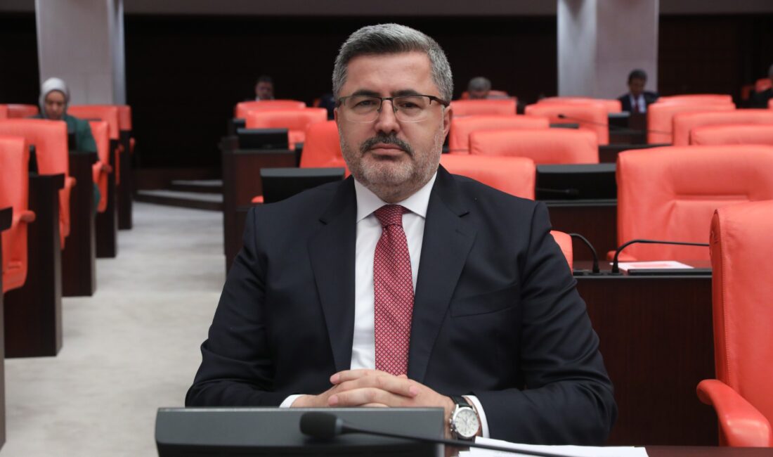 Özkaya, mesajında şu ifadelere yer verdi: “Gerçeğin rehberi, toplumun ortak