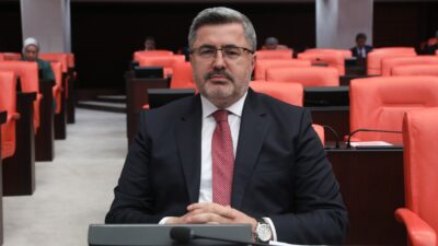 Özkaya, mesajında şu ifadelere yer verdi: “Gerçeğin rehberi, toplumun ortak