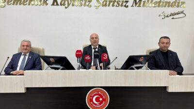 Oturumda, gündemdeki maddeler tek tek okunarak üyelerin oylarına sunuldu ve