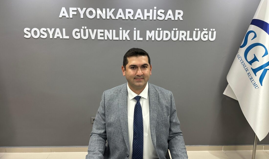 Basın mensuplarıyla bir araya gelen Çelikbaş, konuşmasına SGK’nın misyon ve