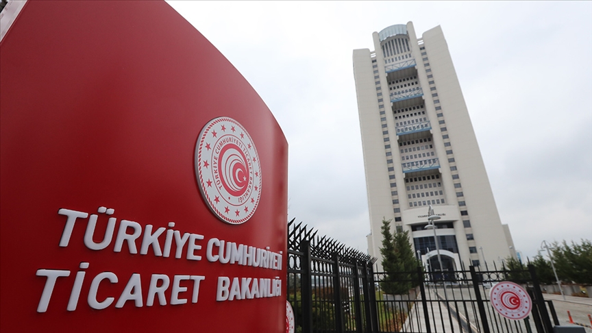 Bakanlık, özellikle mayıs ayında yapılan yönetmelik değişikliğiyle, internet ortamında verilen