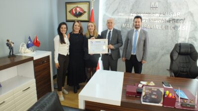 Afyon Serbest Muhasebeci Mali Müşavirler odasında gerçekleşen törene Başkan Erdal