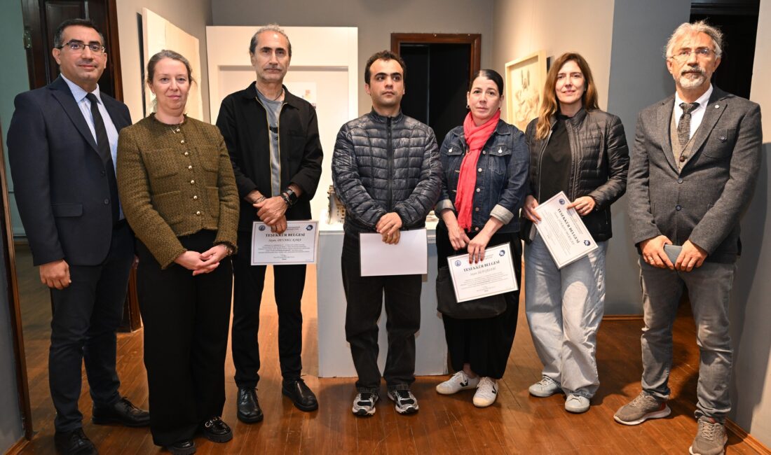 Açılış, AKÜ M. Rıza Çerçel Kültür ve Sanat Merkezi’nde gerçekleşti.