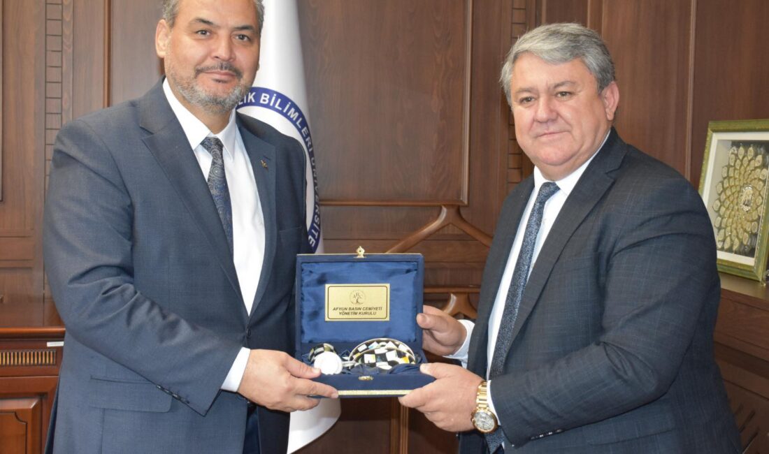 Ziyarette, basın ve üniversite iş birliğinin güçlendirilmesi, sağlık alanındaki akademik