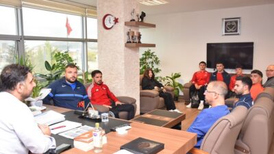 Milli takım kadrosunda yer alan sporcular, toplamda 9 madalya kazanarak