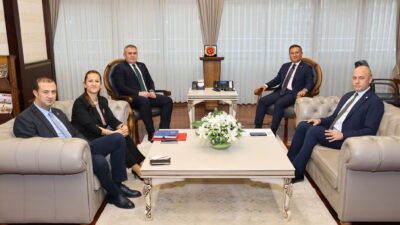 Ziyarette, TEB Başkanı Arman Üney ve Merkez Heyeti Üyesi  Alper