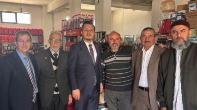 Ziyaretlerinde vatandaşlarla samimi bir ortamda bir araya gelerek sıkıntılarını dinleyen