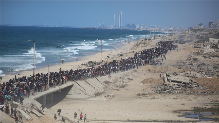 İsrail ordusunun ateşkesin yerel saatle 12.00’de devreye girdiğini duyurmasının ardından