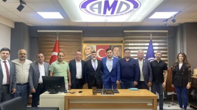 Dernek Başkanı Suat Uygur ve 10 mahalle muhtarının katıldığı ziyarette