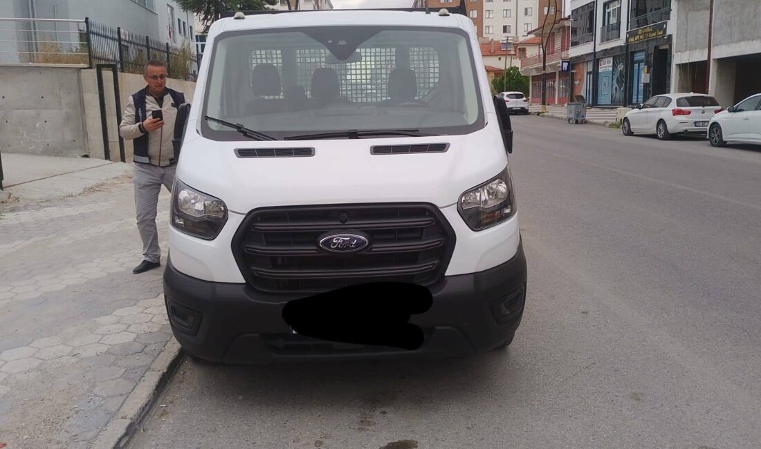 Belediye Whattsapp İhbar Hattına gelen ihbar neticesinde, ekipler çevreyi kirleten