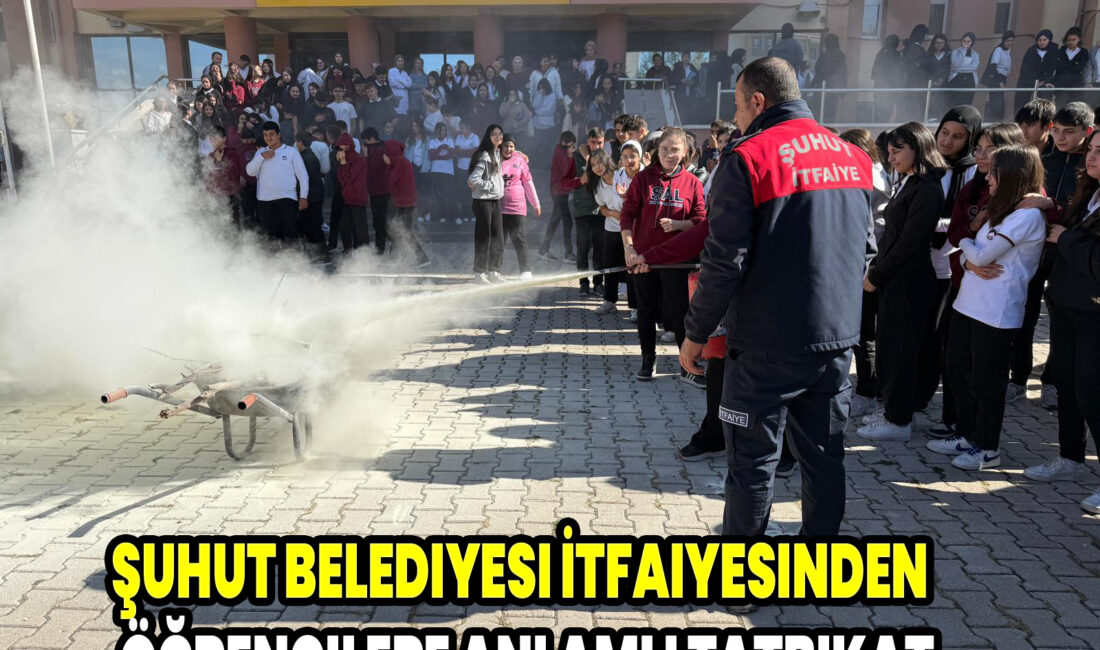  Gerçek bir olayı aratmayan tatbikat öğrencilerden yoğun ilgi gördü. Okul