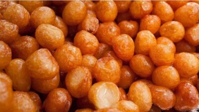 Toplumsal dayanışmanın ve manevi sorumluluğun önemli bir parçası olan hayır lokması