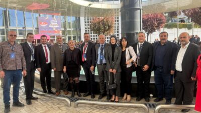 Seçimlerde üç genel başkan adayı yarışıyor. Çağdaş Demokratlar Platformu’nun adayı