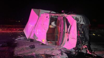 Ana Sayfa › Asayiş › Afyonkarahisar’da Kamyonetler Kafa Kafaya Çarpıştı