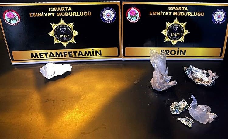 Ana Sayfa › Asayiş › Uyuşturucu Operasyonu: Polis 1 Kişiyi