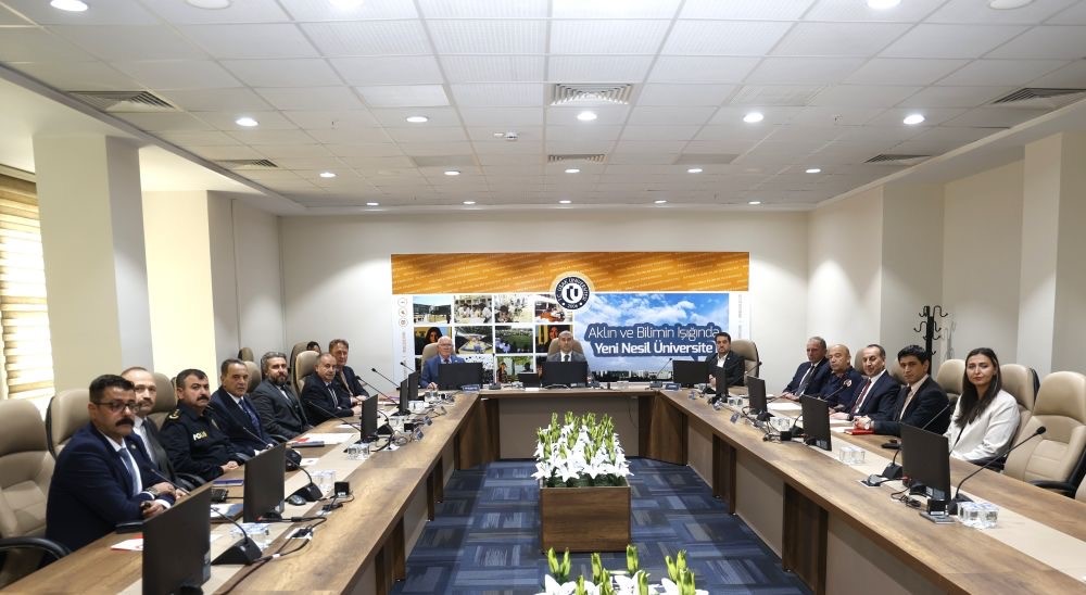 Uşak Üniversitesi ev sahipliğinde 2025/2026 Eğitim-Öğretim Yılı Üniversite Güvenlik Tedbirleri