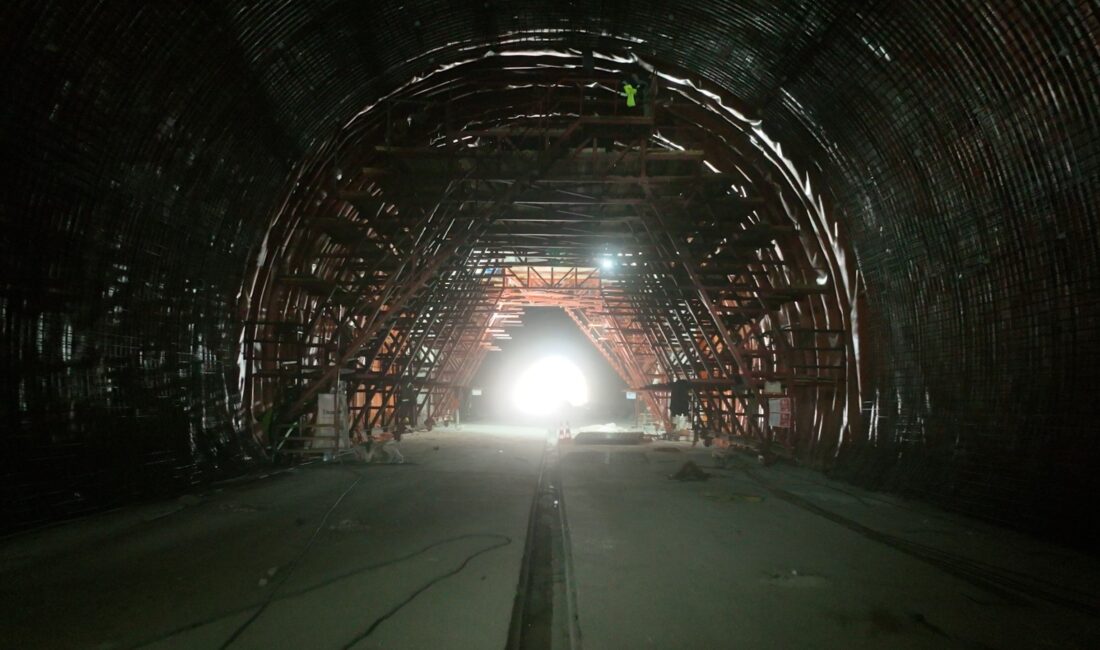 Ulaştırma ve Altyapı Bakanı Abdulkadir Uraloğlu, Ankara-İzmir Yüksek Hızlı Tren