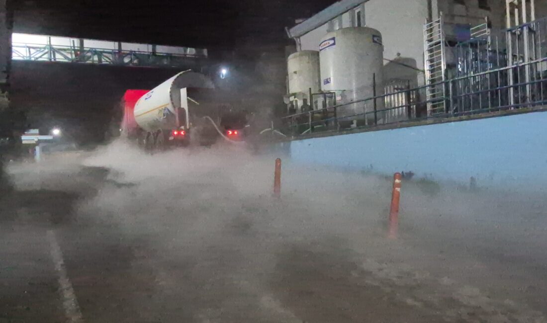 Bartın Devlet Hastanesi Acil girişinde, oksijen tanklarına dolum yapılırken sızıntı