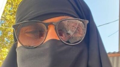 Ankara’da çarşaf giyerek sokakta gezen erkek şahıs gözaltına alındı. Edinilen