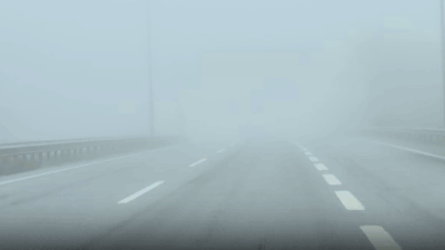 Edirne’de sabah saatlerinde etkili olan yoğun sis, trafikte tehlikeye neden