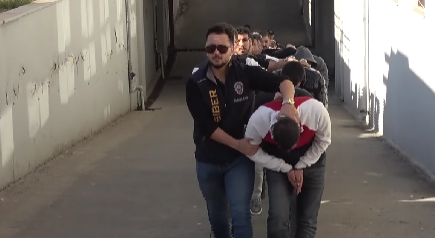 İl Emniyet Müdürlüğü Siber Suçlarla Mücadele Şubesi ekipleri, yasadışı bahis