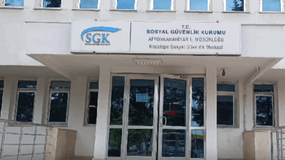 Afyonkarahisar’da Sosyal Güvenlik Kurumu (SGK) İl Müdürü Süleyman Çelikbaş, kurum