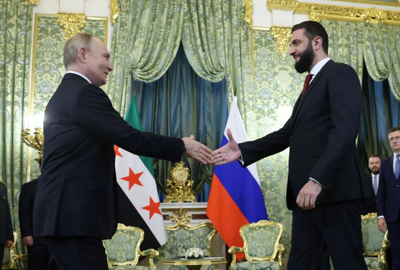 Suriye Cumhurbaşkanı Ahmed Şara, Beşar Esad’ın Aralık 2024’te devrilmesinden sonra