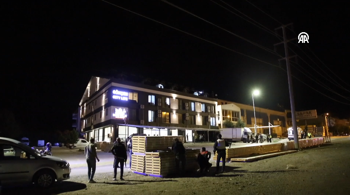 İl Emniyet Müdürlüğü Fethiye Narkotik Suçlarla Mücadele Amirliği ekipleri, kentte