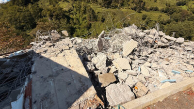 Valilikten yapılan açıklamada, izinsiz ve taşkın riski bulunan yapıların tespitiyle