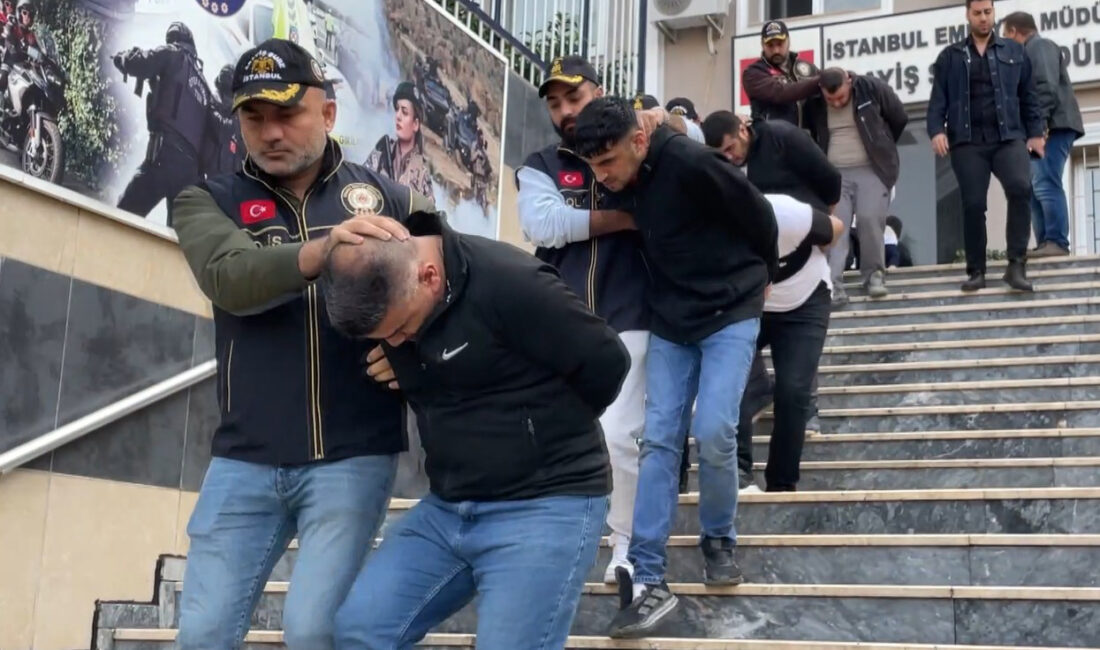 Emniyet ekipleri, hırsızlık ihbarları üzerine soruşturma başlattı. Şüphelilerin sarı yelek