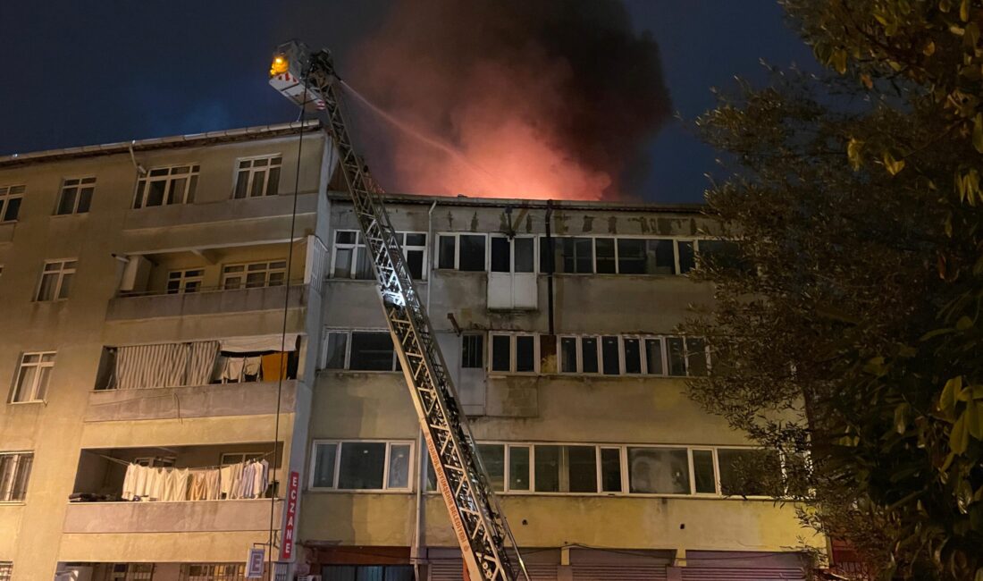 İstanbul’un Beyoğlu ilçesi Piyalepaşa Mahallesi’nde dün saat 05.00 sıralarında dört