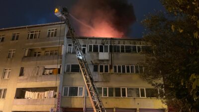İstanbul’un Beyoğlu ilçesi Piyalepaşa Mahallesi’nde dün saat 05.00 sıralarında dört