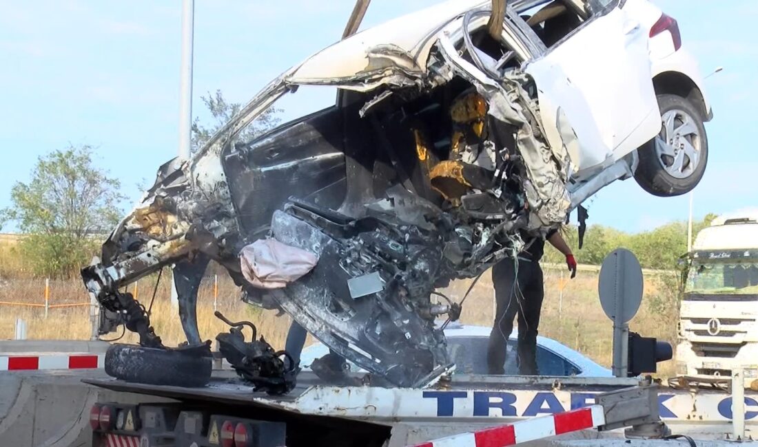 Kaza, saat 13.50 sıralarında Kuzey Marmara Otoyolu Arnavutköy mevkiinde meydana