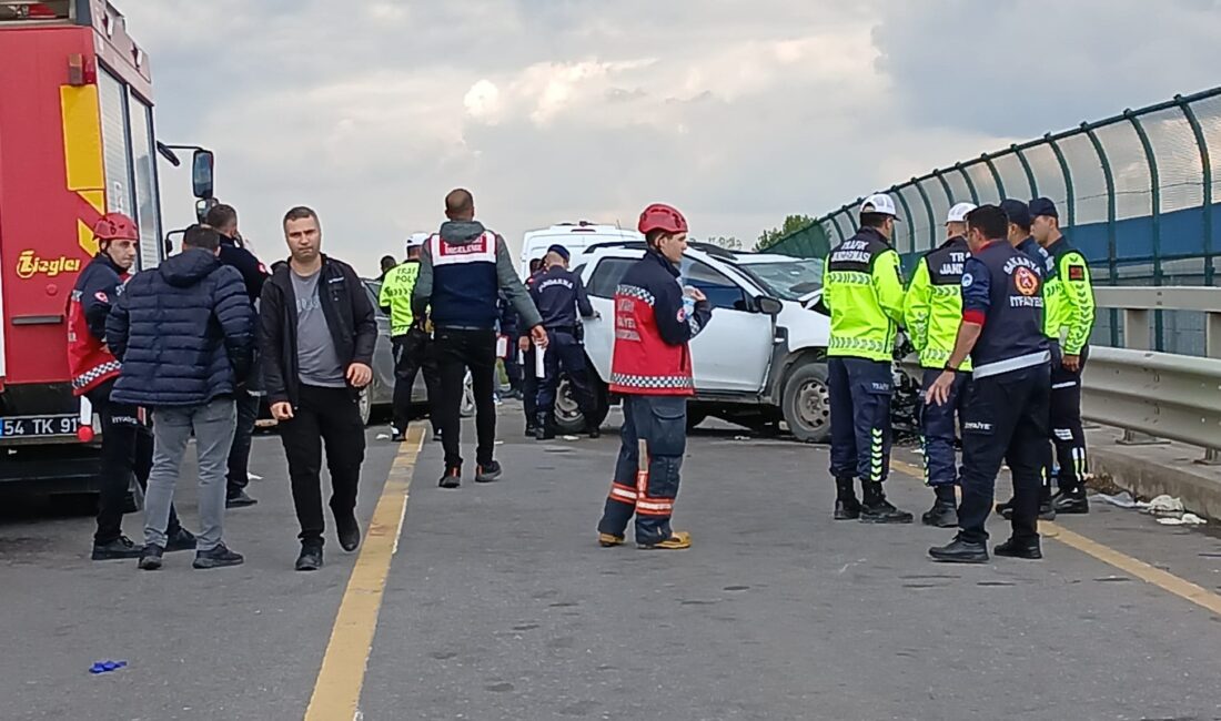 Kaza, saat 12.00 sıralarında Akyazı ilçesi Vakıf Mahallesi Kuzey Marmara