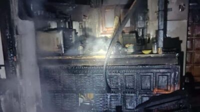 Olay, saat 04.30 sıralarında Kuşadası’nın Davutlar Mahallesi Adnan Kahveci Caddesi’ndeki