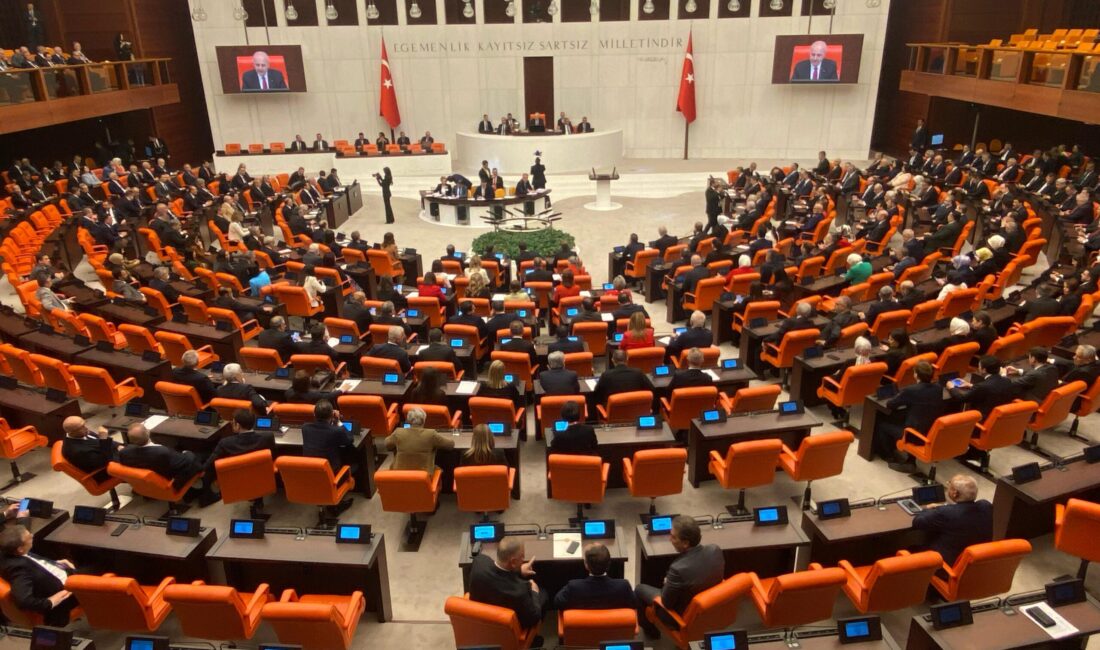 TBMM Genel Kurulu Meclis Başkan Vekili Celal Adan başkanlığında toplandı.