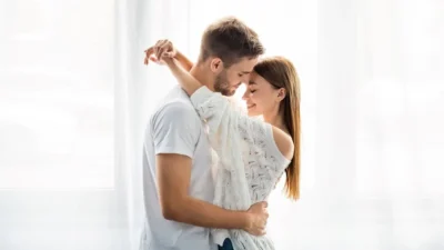 Partnerinizin kilosu, kırışıklıkları veya ciltteki değişiklikler gibi fiziksel özellikler hakkında