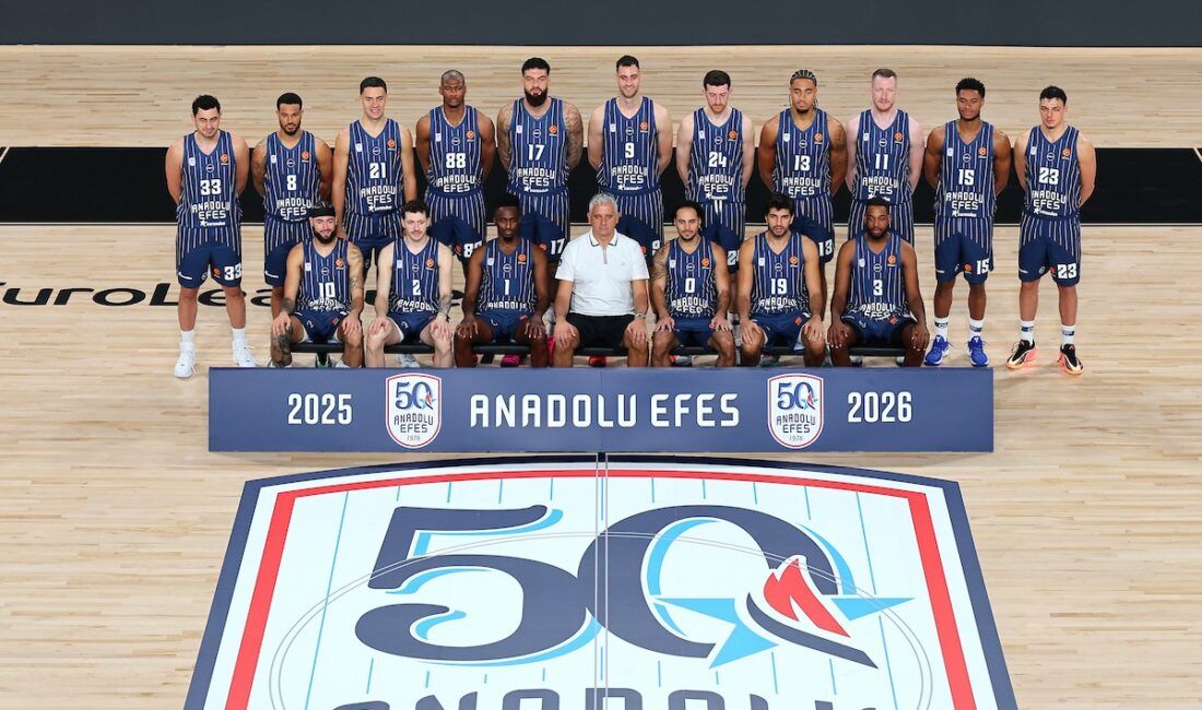 EuroLeague’in ilk haftasında Anadolu Efes, İsrail’in Maccabi Rapyd takımını 85-78