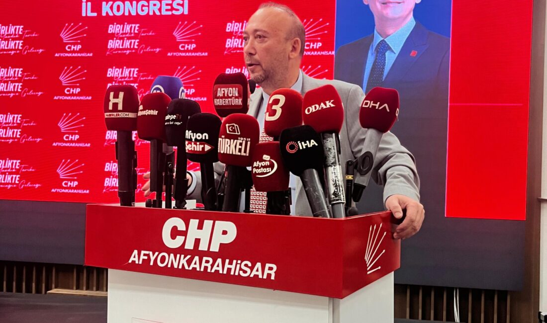 Uşak Belediye Başkanı ve Divan Başkanı Özkan Yalım, Cumhuriyet Halk