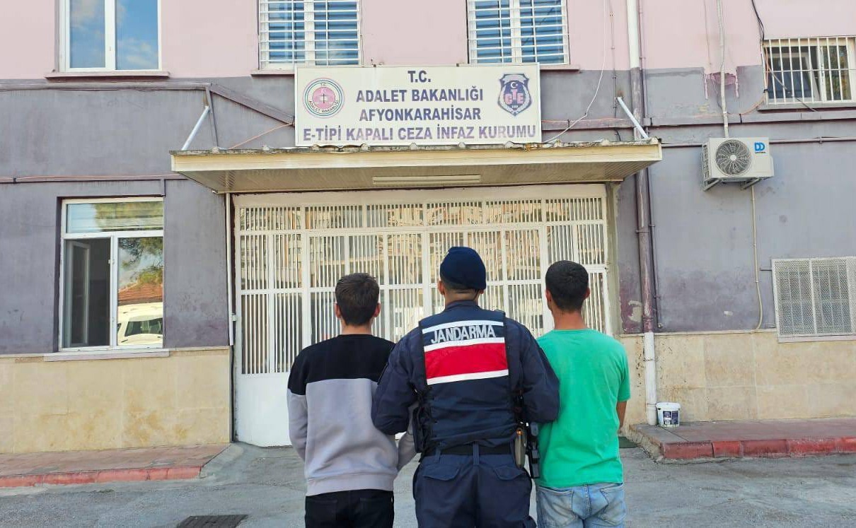 Işıklar beldesinde uyuşturucu ticareti yapan şahıslar enselendi!